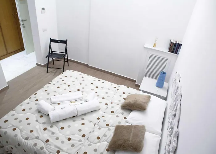 Frühstückspension Domus Dea 3*