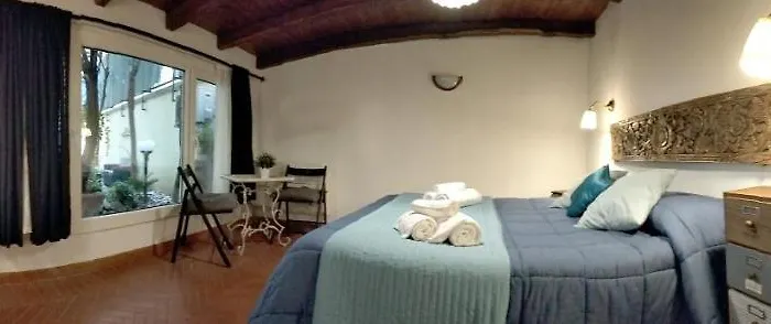 Frühstückspension Domus Dea 3*